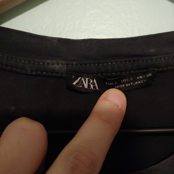 Zara Gray Multicolor Paisley Print T-Shirt Size Small - Picture 5 of 5